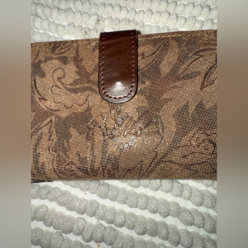 Brown Patricia Nash Wallet - Picture 3 of 5